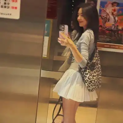 何其明